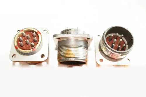 2РТ32П8ЭШ3А вилка блочная фото 2РТ32П8ЭШ3А вилка блочная Разъемы разное фото